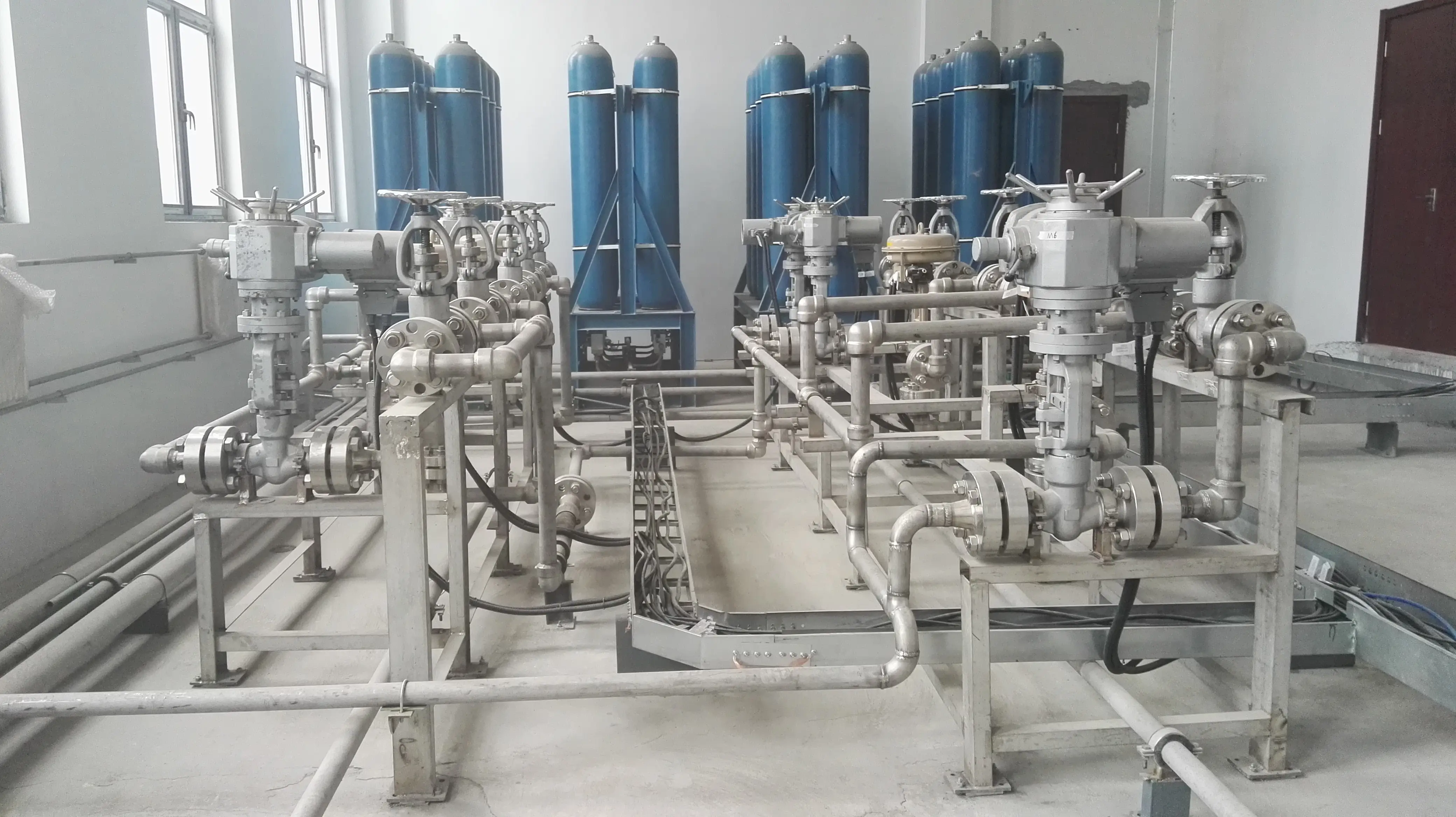 压力自动加载系统